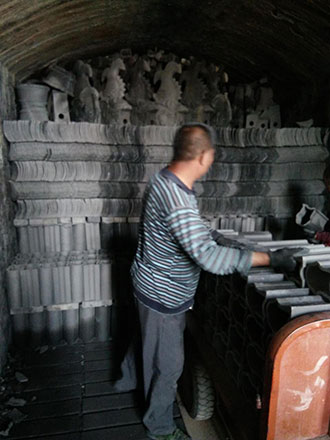 <b>ֳ</b>